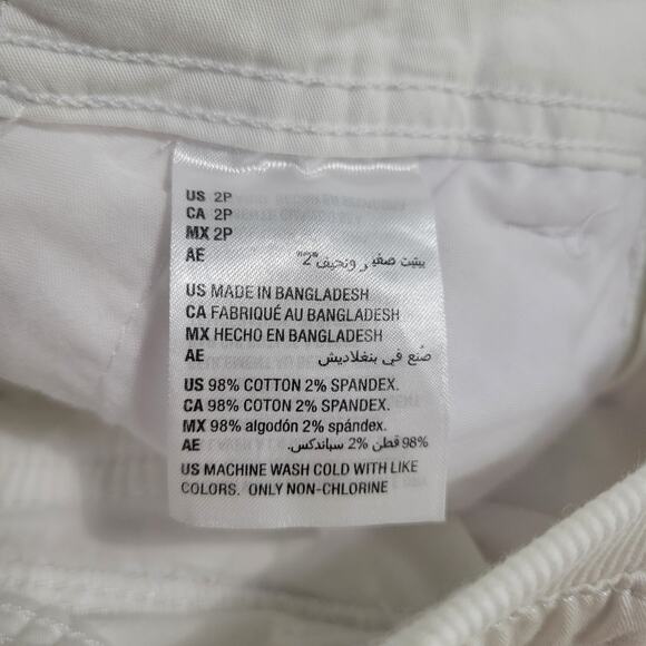 Style & Co Mid-Rise Comfort-Waist Cargo Shorts White NWT Petite Size 2 - Picture 8 of 8